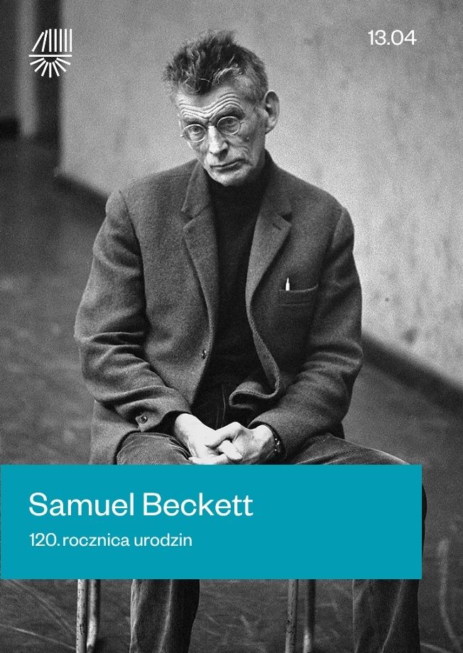 Portret przedstawia starszego mężczyznę w tweedowym płaszczu, noszącego okulary, siedzącego z założonymi rękami.